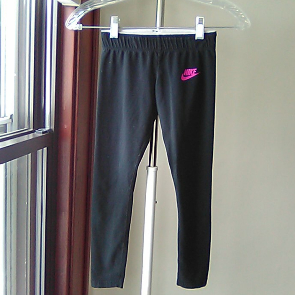 NIKE Girl's Leggings